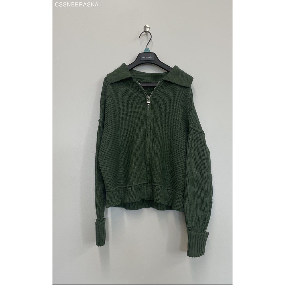 Staccato M sweater full-zip cardigan with a ribbed texture -‎ Size M